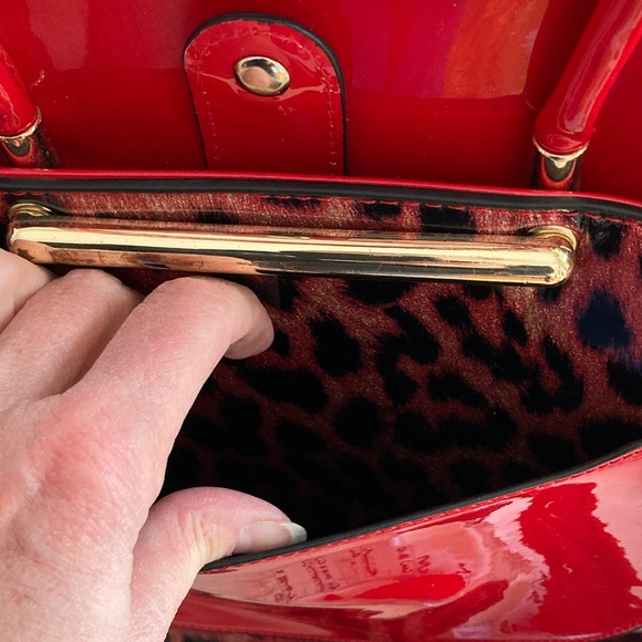 VTG Red Leopard Patent Print 2-1 Bag - Picture 11 of 12